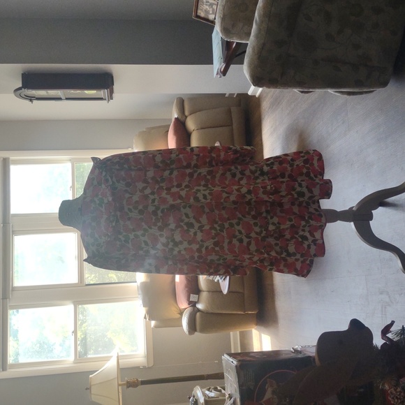 Floral Ruffle Dress - Picture 2 of 3